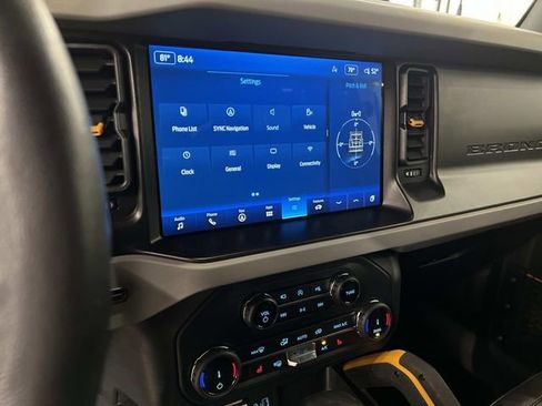 Used 2022 Ford Bronco Badlands w/ Sasquatch Package image 19