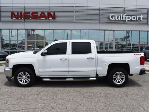 Used 2018 Chevrolet Silverado 1500 LTZ w/ LTZ Plus Package AWD/4WD image 3