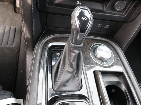 Used 2024 INFINITI QX80 Luxe image 38