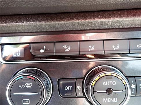 Used 2018 Volkswagen Tiguan S AWD/4WD image 21