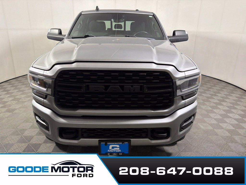 Used 2022 RAM 2500 Big Horn w/ Level C Equiment Group AWD/4WD image 3