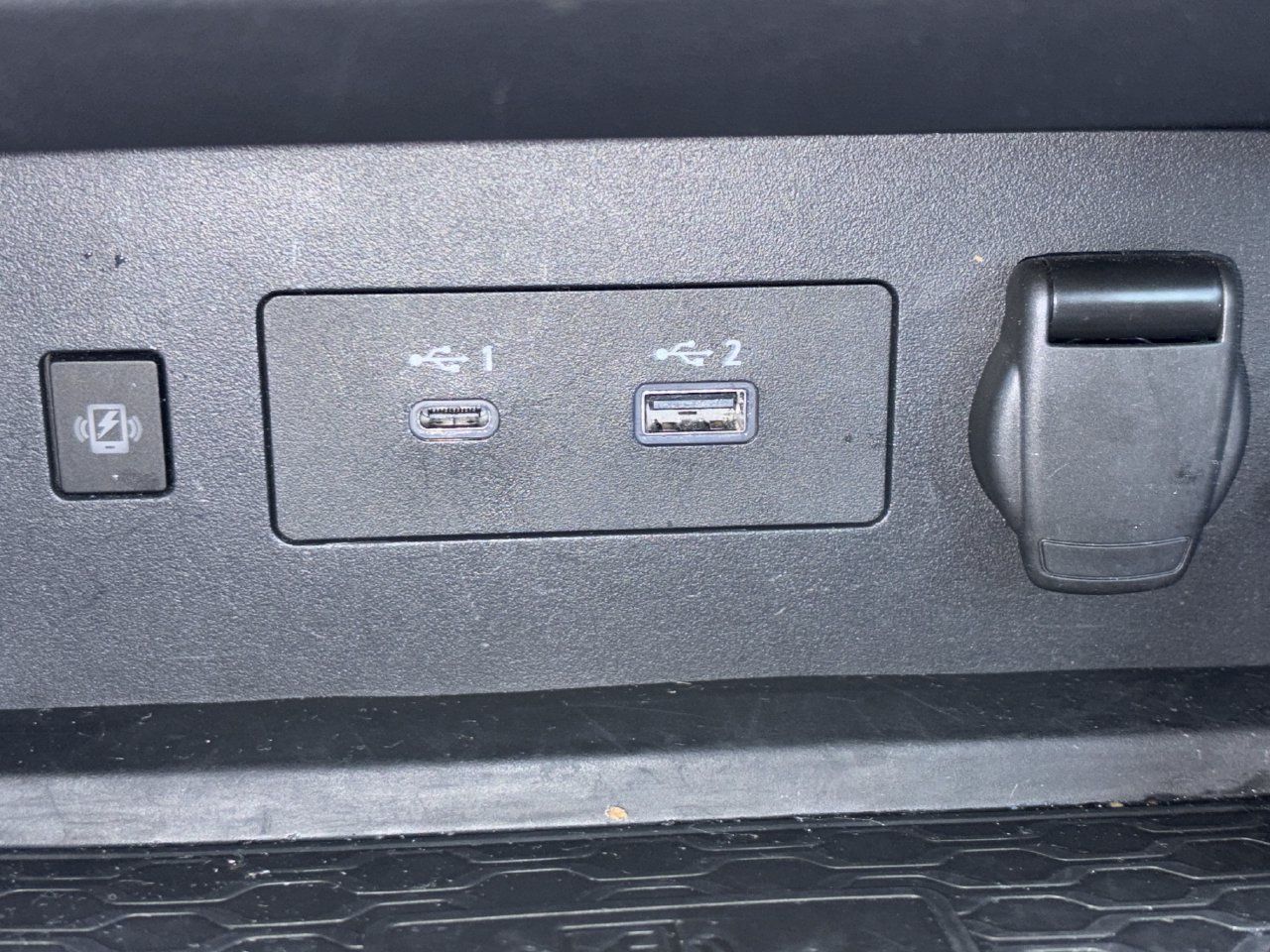 Certified 2025 Nissan Altima 2.5 SR w/ SR Premium Package FWD image 7