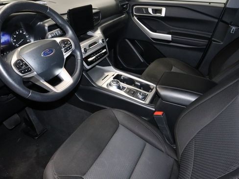 Certified 2023 Ford Explorer XLT image 23