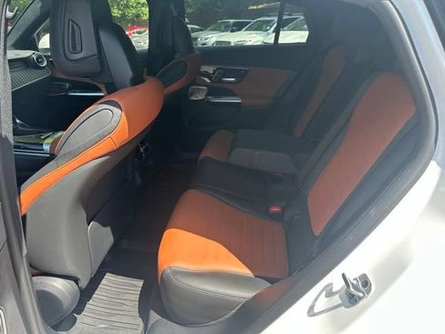 Certified 2026 Mercedes-Benz GLC 300 4MATIC image 9