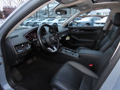 Certified 2022 Honda Civic Touring image 2