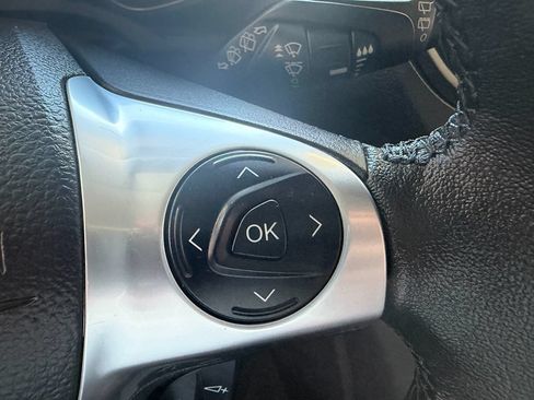 Used 2018 Ford C-MAX SE FWD image 8