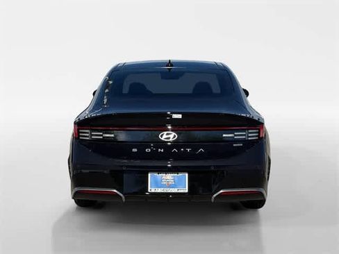 New 2025 Hyundai Sonata Limited image 4