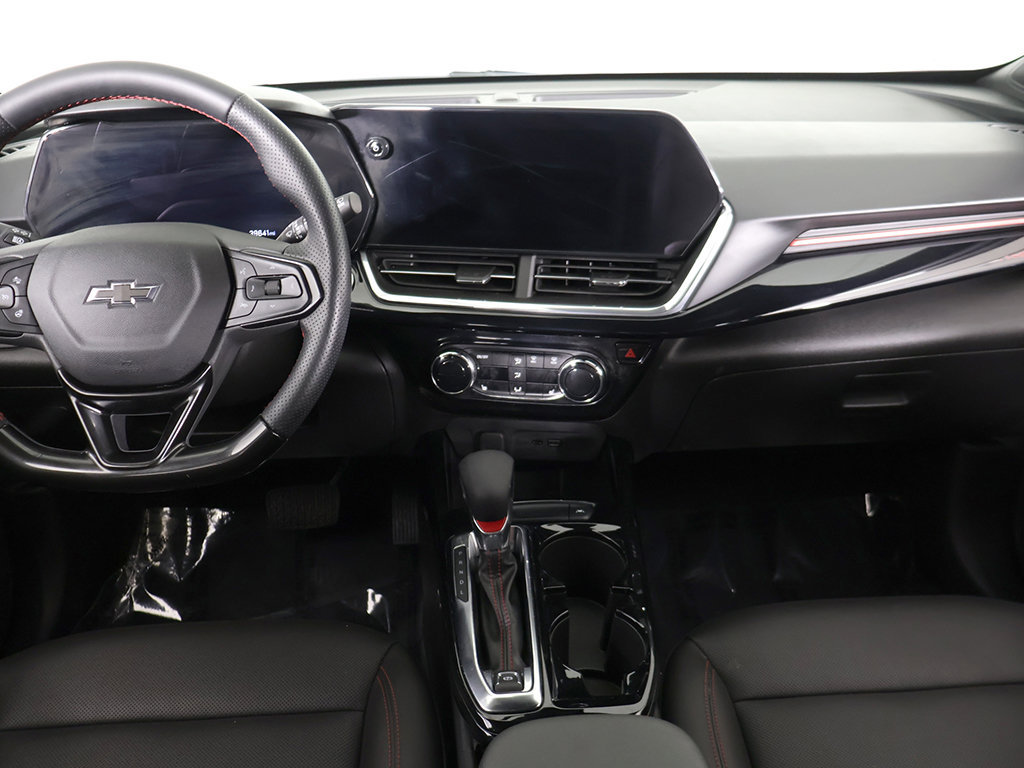 Used 2024 Chevrolet Trax RS w/ Driver Confidence Package FWD image 35