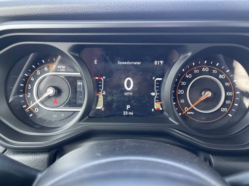 New 2025 Jeep Gladiator Willys image 12