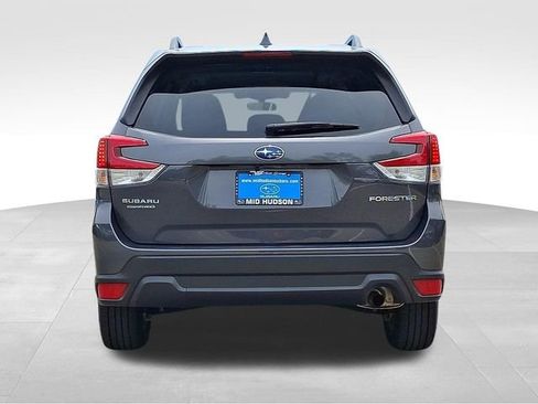 Used 2020 Subaru Forester Premium AWD/4WD image 5