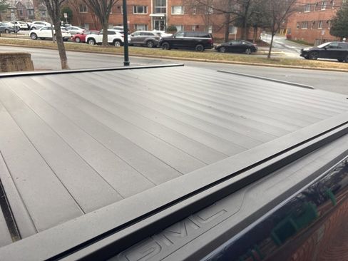 Used 2020 GMC Sierra 1500 SLT w/ SLT Premium Plus Package image 9