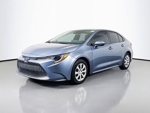 Used 2021 Toyota Corolla LE FWD image 4