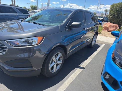 Used 2020 Ford Edge SE FWD image 1