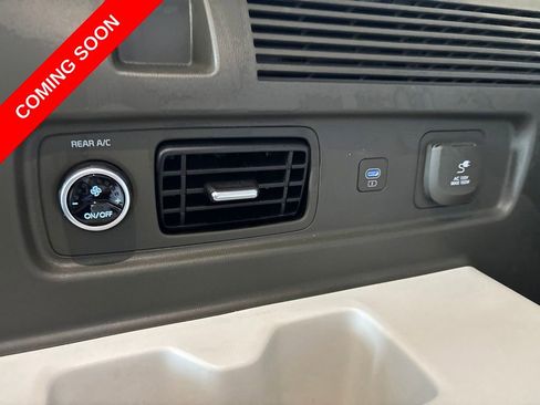 Used 2025 Hyundai Santa Fe Calligraphy AWD/4WD image 19