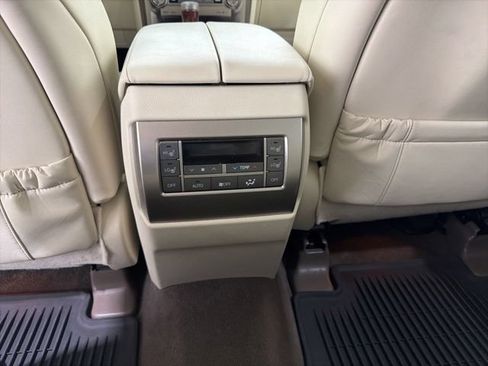 Used 2018 Lexus GX 460 Premium w/ Premium Package AWD/4WD image 24