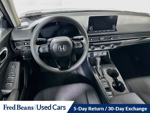 Used 2023 Honda Civic LX image 25