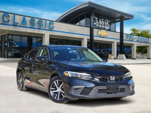 Used 2024 Honda Civic LX image 2