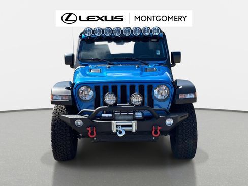 Used 2023 Jeep Wrangler Unlimited Rubicon AWD/4WD image 8