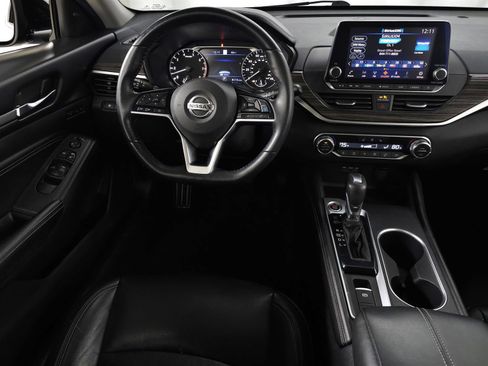 Used 2019 Nissan Altima 2.5 Platinum image 15