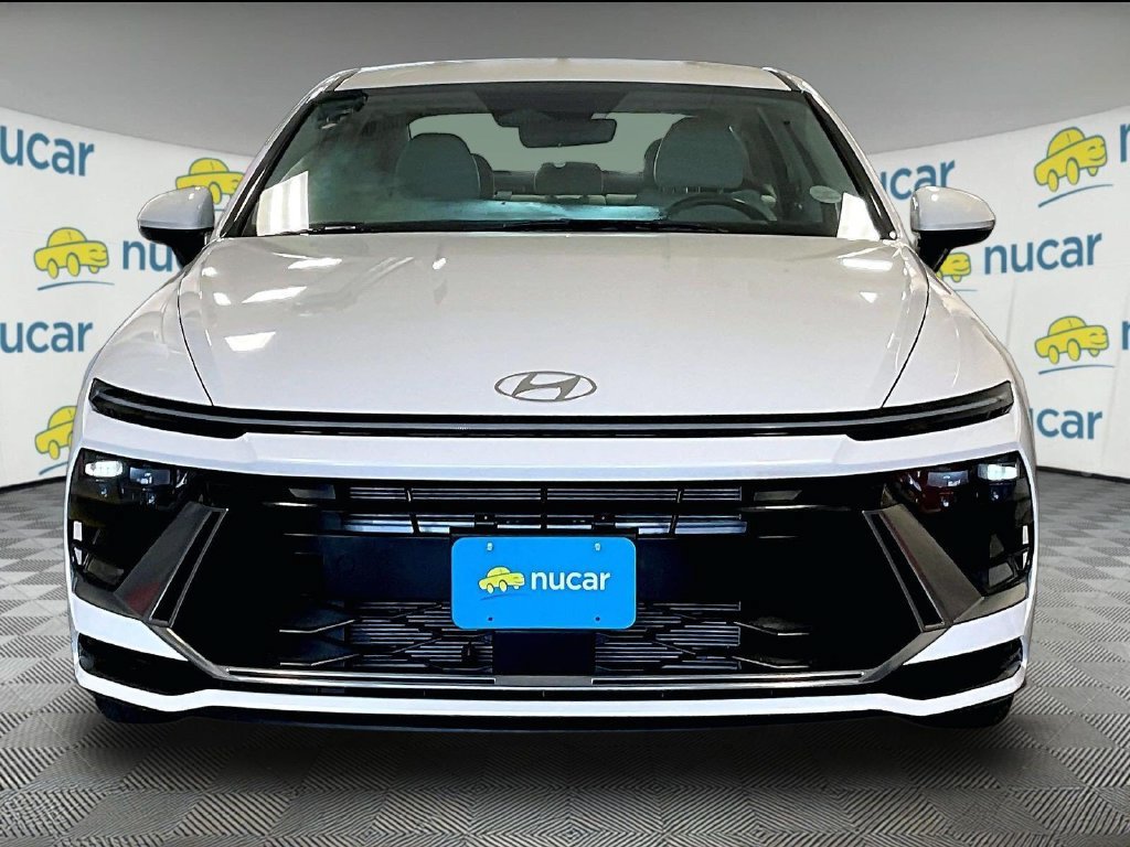 Used 2026 Hyundai Sonata SEL FWD image 2