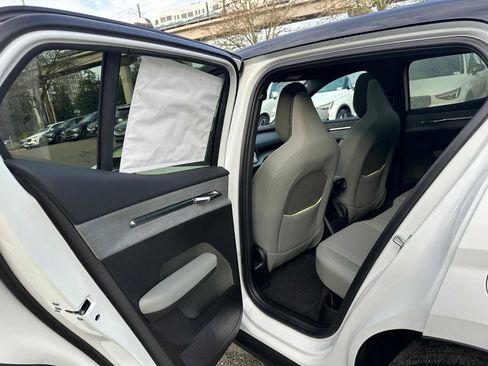 New 2026 Volvo EX30 Ultra image 16