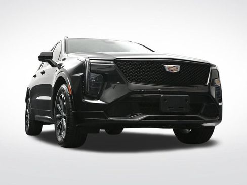 Certified 2024 Cadillac XT4 Sport w/ Cold Weather Package AWD/4WD image 30