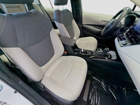 Used 2021 Toyota Corolla LE w/ Carpet Mat Package (TMS) FWD image 15