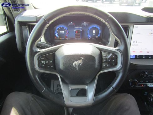 Certified 2025 Ford Bronco Outer Banks AWD/4WD image 27