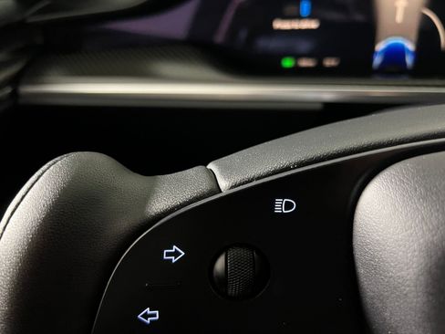 Used 2022 Tesla Model S Plaid image 17