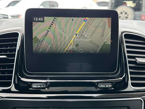 Used 2018 Mercedes-Benz GLE 350 4MATIC image 32