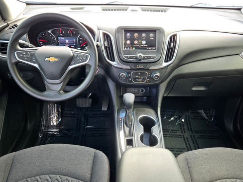 Certified 2022 Chevrolet Equinox LT FWD image 19