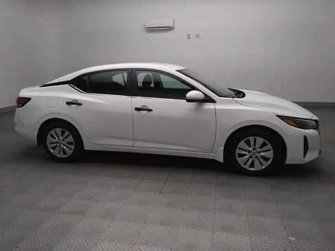 Used 2025 Nissan Sentra S FWD image 11