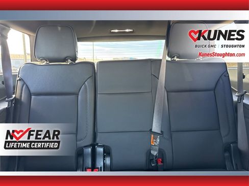 Used 2025 GMC Yukon XL Denali image 43