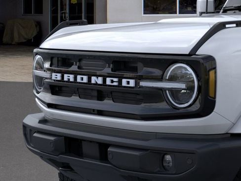 New 2026 Ford Bronco Outer Banks AWD/4WD image 19