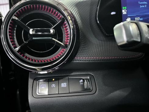 Used 2025 Chevrolet Equinox RS FWD image 25
