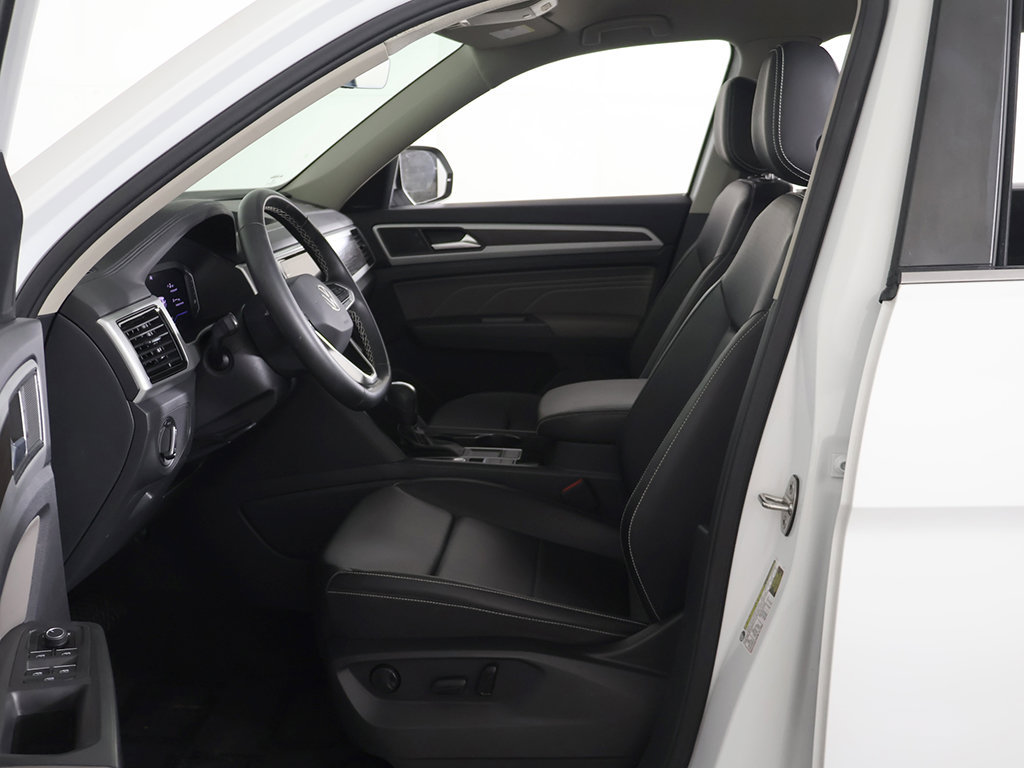 Used 2023 Volkswagen Atlas SE w/ Black Wheel Package FWD image 25