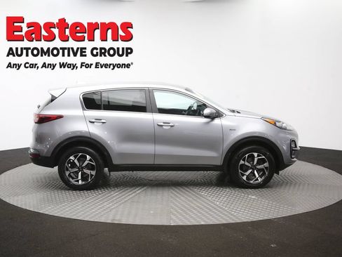 Used 2022 Kia Sportage LX AWD/4WD image 44