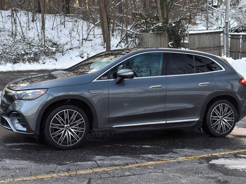 Used 2023 Mercedes-Benz EQE 500 4MATIC SUV image 2