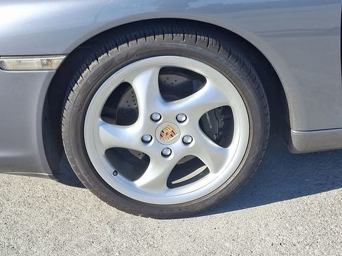 Used 2003 Porsche 911 Targa image 10