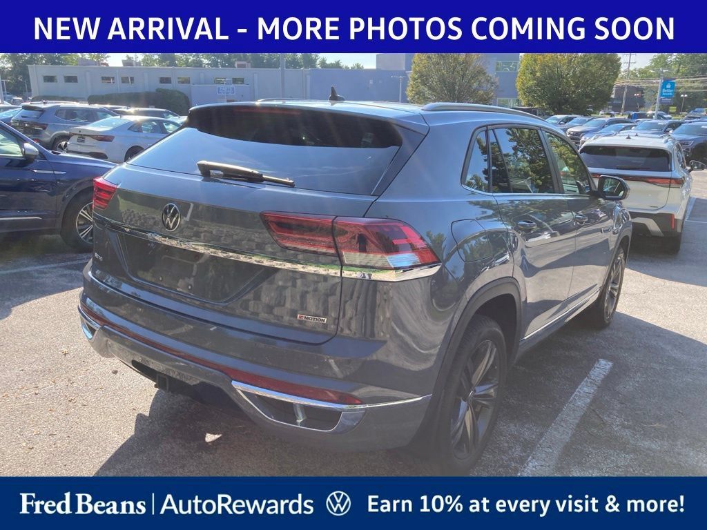Used 2021 Volkswagen Atlas Cross Sport SE w/ Panoramic Sunroof Package AWD/4WD image 6