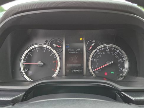 Used 2023 Toyota 4Runner Limited AWD/4WD image 22