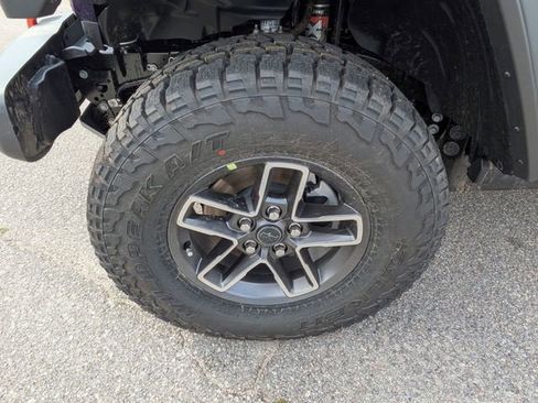 New 2026 Jeep Gladiator Mojave image 9