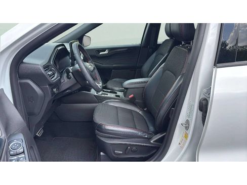 Used 2023 Ford Escape ST-Line w/ Tech Pack #1 FWD image 10