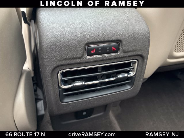 Certified 2022 Lincoln Corsair AWD w/ Premium Package image 23
