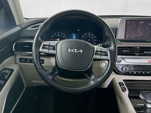Used 2022 Kia Telluride EX w/ EX Premium Package image 17