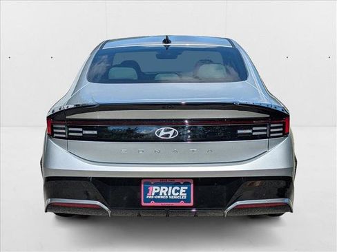 New 2025 Hyundai Sonata SEL image 8