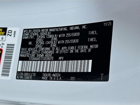 Certified 2026 Toyota Grand Highlander FWD image 34