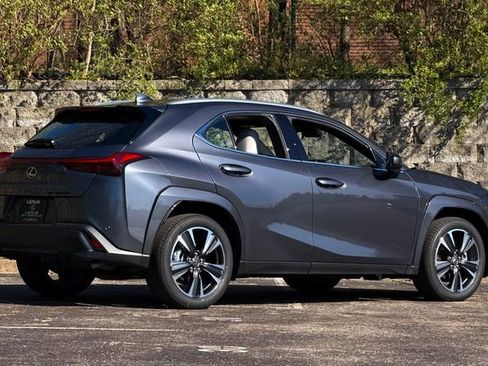 New 2026 Lexus UX 300h AWD image 3