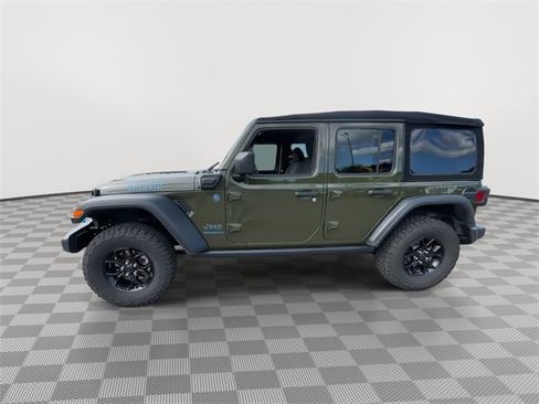 Used 2024 Jeep Wrangler Unlimited image 5