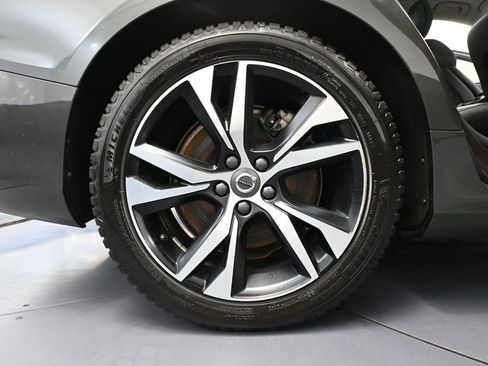 Used 2022 Volvo S60 T8 R-Design Expression AWD/4WD image 15